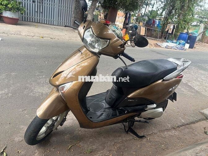 Honda Lead 2011 mâm gì chân chống điện biển tp
