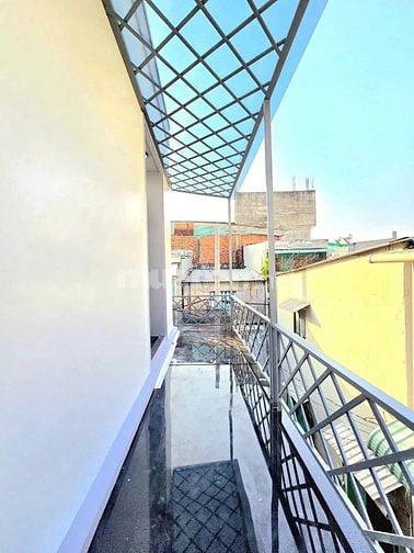 Bán Nhà Trệt Lầu 3 P.Ngủ _ Sổ Riêng _ Vị Trí Đẹp Góc 2 MT