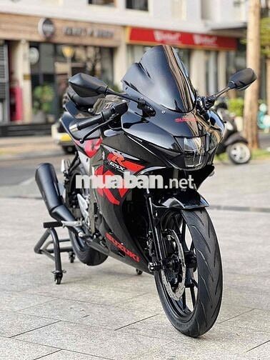 Suzuki GSX R Sport Đen
