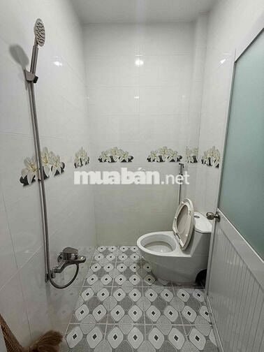Nhà phường Quang Vinh khu cán bộ. Bán rẻ chuyển chổ làm