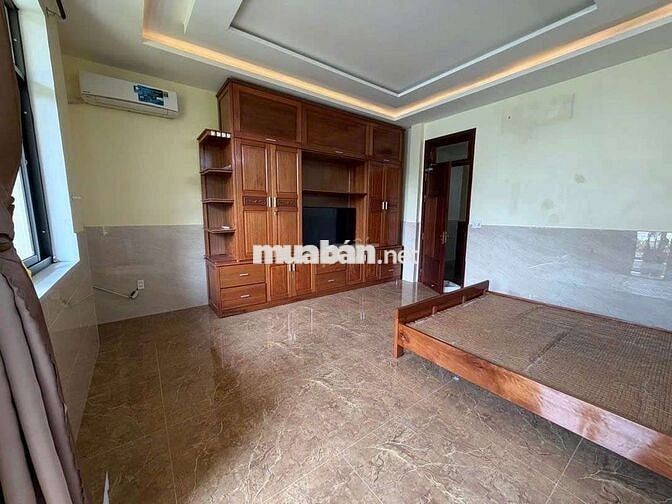 Bán nhà 3tầng trung tâm quận Hải Châu Đà Nẵng giá sập hầm 