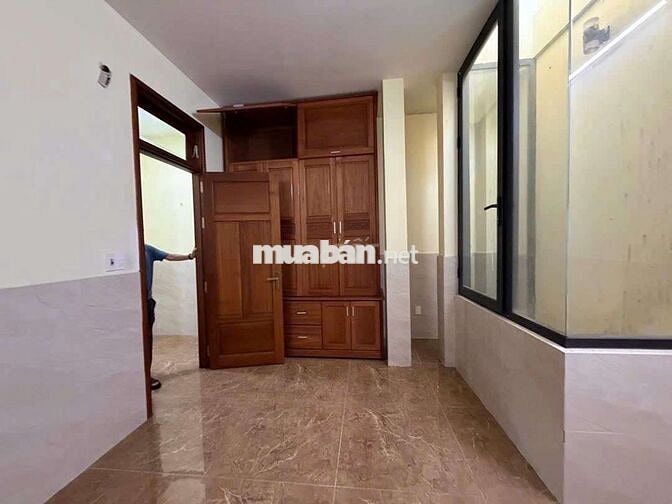 Bán nhà 3tầng trung tâm quận Hải Châu Đà Nẵng giá sập hầm 