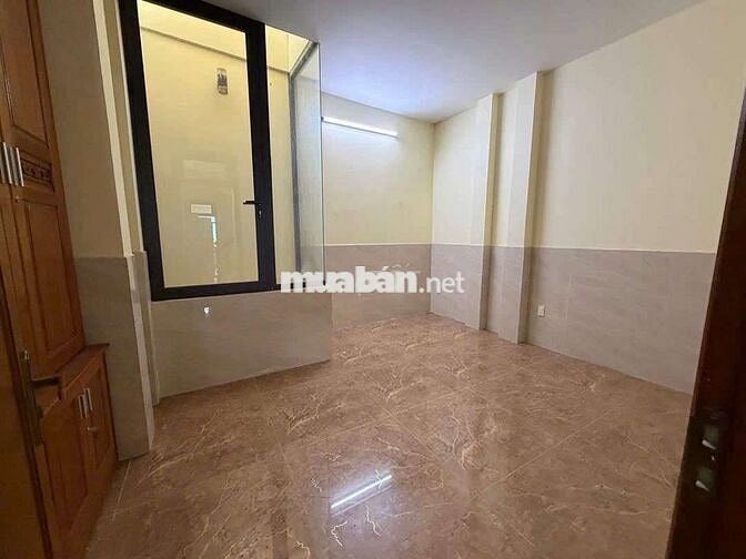 Bán nhà 3tầng trung tâm quận Hải Châu Đà Nẵng giá sập hầm 