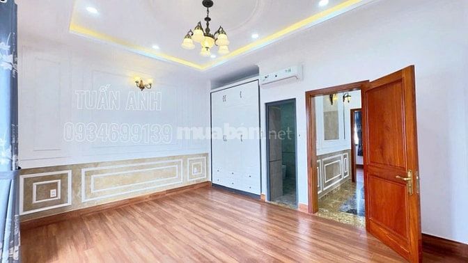 Bán Biệt Thự Phố 4 Tầng Sân Thượng _ DT 7.8m x 15m _ MT Đường 6M Thông