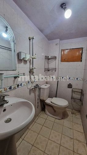 Cho thuê nhà ngõ Giếng Mứt, Bạch Mai, DT 40m2, 4 tầng, 4 phòng ngủ