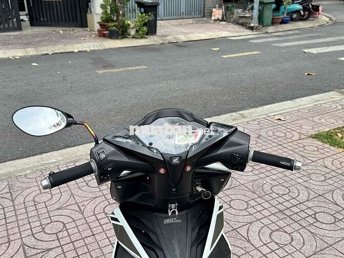 Honda Winner V1 Trắng đen GTĐĐ biển Hcm.
