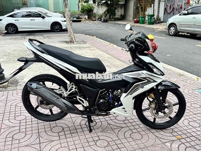 Honda Winner V1 Trắng đen GTĐĐ biển Hcm.