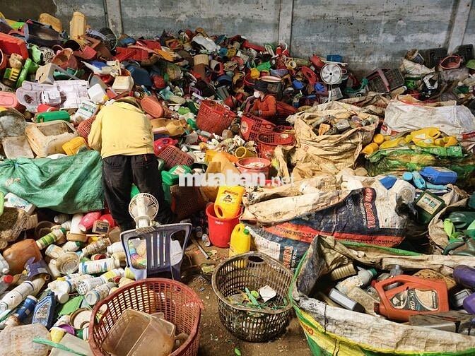 Tuyển người phân loại nhựa