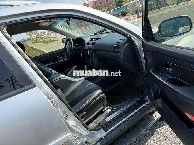 Ssangyong Rexton 2009 Bạc