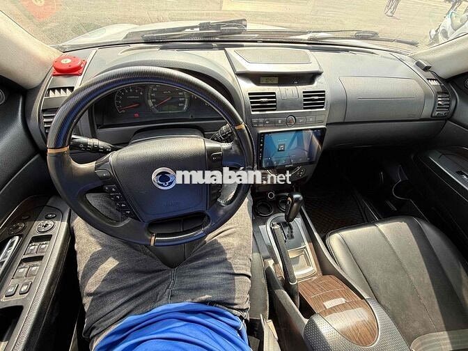 Ssangyong Rexton 2009 Bạc