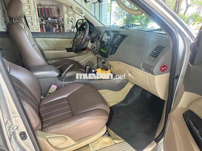 Toyota Fortuner 2013 2.7V 4x2 AT - 142.000km
