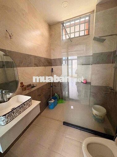 Nhà 1 trệt 2 lầu 3 phòng ngủ 3WC gần Phạm Văn Đồng Thủ Đức