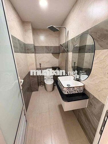 Nhà 1 trệt 2 lầu 3 phòng ngủ 3WC gần Phạm Văn Đồng Thủ Đức