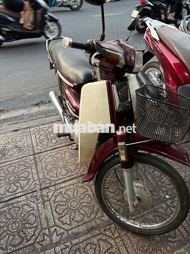 Honda Citi màu Đỏ đô