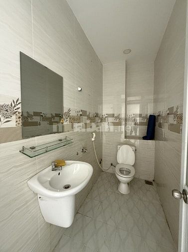 MẶT TIỀN KINH DOANH, LÊ BÔI QUẬN 8, ĐƯỜNG 17M LỀ 4M, DT 91M2 NGANG 5M