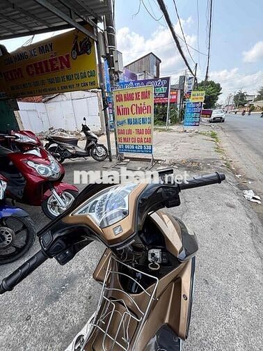 Honda Air Blade 125 Đen Vàng đồng