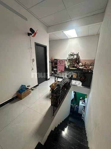 Bán nhà Nguyễn kiệm 70m2 nở hậu 