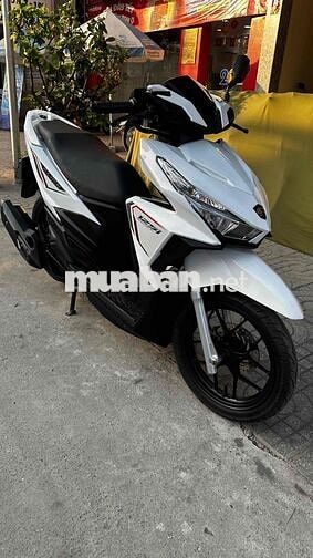 Honda Click Thái 2015 Trắng đen ( hỗ trợ góp )
