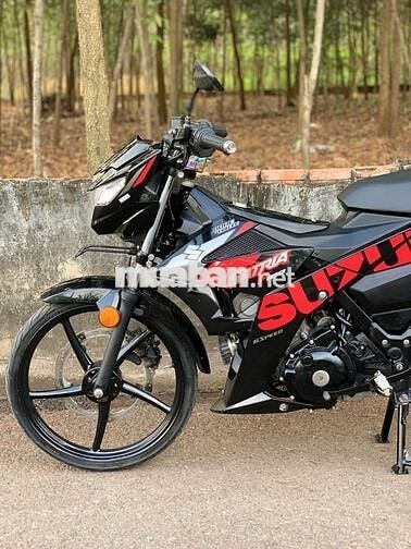 Suzuki Satria F150 màu Đen