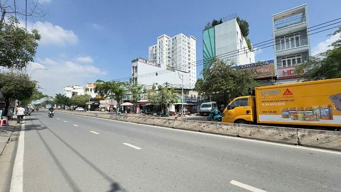 Bán Nhà 5 Tầng MT Đường Huỳnh Tấn Phát _ Vị Trí Đẹp Đắc Địa Ngay TT
