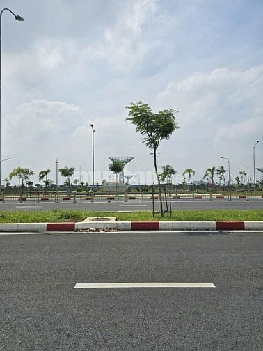 Đất đẹp 5x13m gần cv ga Metro Tham Lương