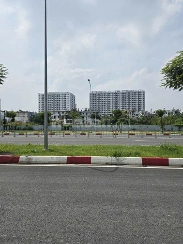 Đất đẹp 5x13m gần cv ga Metro Tham Lương