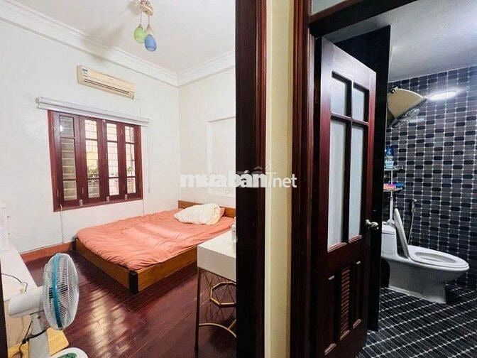 Trung tâm Cầu Giấy, giá tốt, tiện ích bạt ngàn, nhà đẹp ở ngay