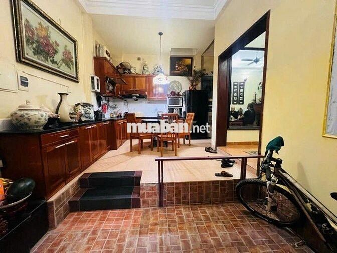 Trung tâm Cầu Giấy, giá tốt, tiện ích bạt ngàn, nhà đẹp ở ngay