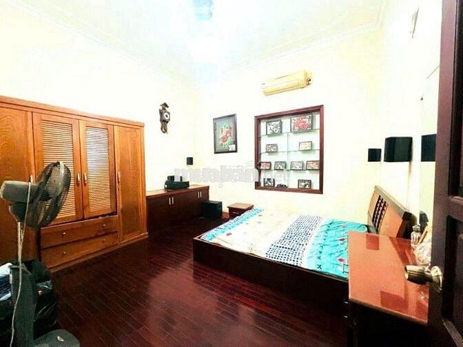 Trung tâm Cầu Giấy, giá tốt, tiện ích bạt ngàn, nhà đẹp ở ngay