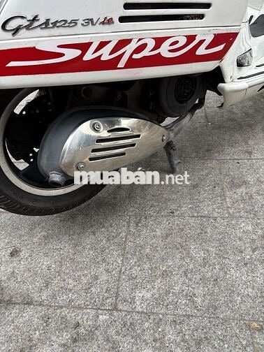 Piaggio Vespa GTS 125- 3V.ie 2016 Trắng