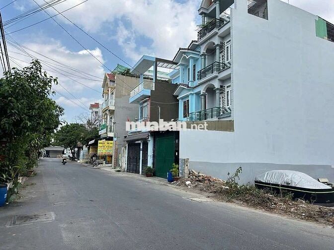BÁN ĐẤT MT DT 4.1x15m Giá 5.2 Tỷ TL Đg Trần Thị Năm p.T.C.Hiệp  Q12
