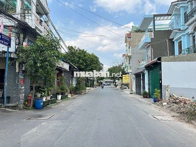 BÁN ĐẤT MT DT 4.1x15m Giá 5.2 Tỷ TL Đg Trần Thị Năm p.T.C.Hiệp  Q12