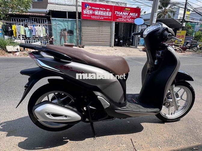 Honda SH Mode Bạc