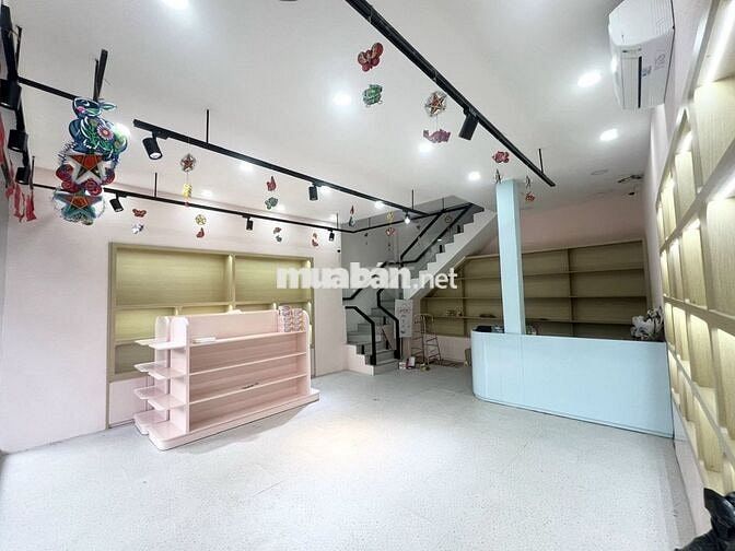 ⛩[6mx8m]⛩ Mặt tiền số 502 Cách Mạng Tháng Tám, Quận 3❌Gần Cv Thỏ Trắng