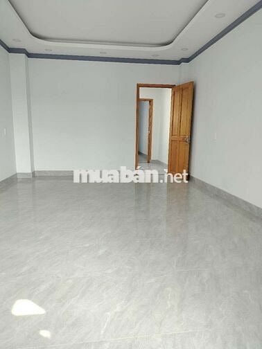 Chủ đi định cư nước ngoài nên cần bán nhà