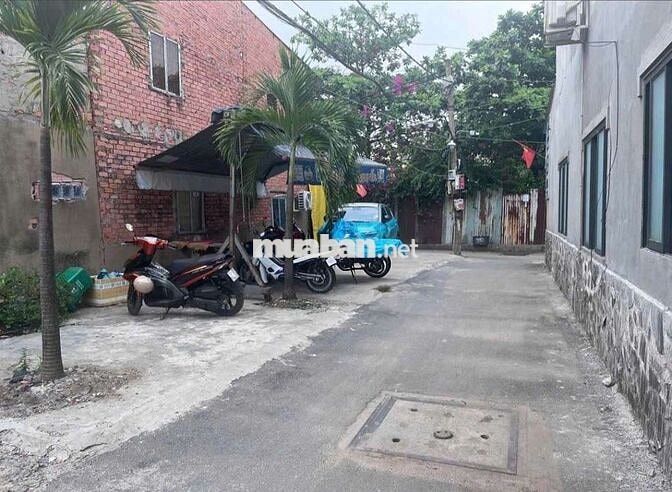 Cho thuê nguyên căn trống rộng, 2pn 1wc, hxh Thống Nhất p15 Gò vấp