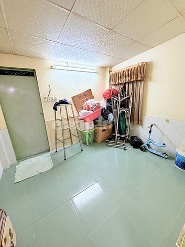 QUẬN 11 GIÁP QUẬN 10, GIẢM SÂU NHỈNH 5T 42M2 3 TẦNG 4PN.