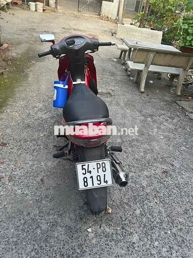 Suzuki Revo 110 Đỏ đã sử dụng