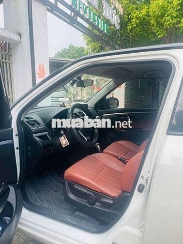 Suzuki Swift 2015 Trắng Đen