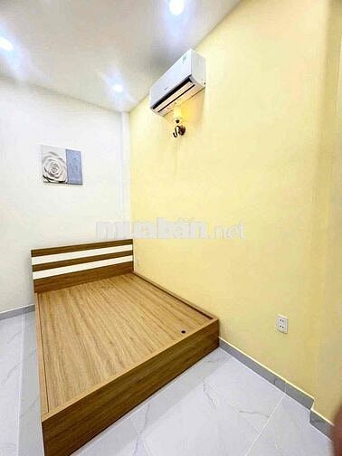 NHÀ NỞ HẬU 4M - 2PN2WC - FULL NT - HẺM 3M - 10TR/THÁNG