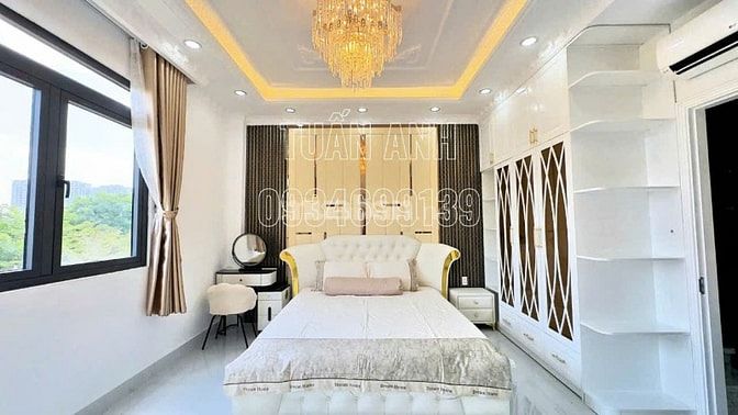 Bán Nhà Phố 4 Tầng Sân Thượng _ Có Thang Máy _ Đường 8M _ Sổ Riêng