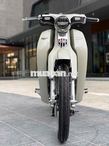 Honda Super Cub C125 Custom Edition