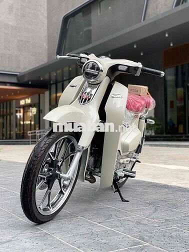 Honda Super Cub C125 Custom Edition