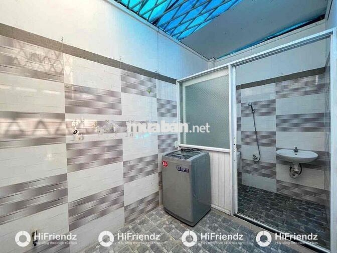 STUDIO TẦNG TRỆT CÓ SÂN VƯỜN FULL NỘI THẤT NGAY GẦN ĐẦM SEN