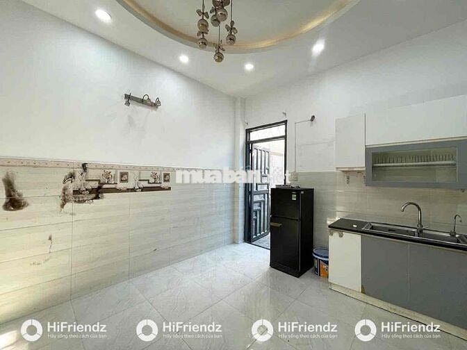 STUDIO TẦNG TRỆT CÓ SÂN VƯỜN FULL NỘI THẤT NGAY GẦN ĐẦM SEN