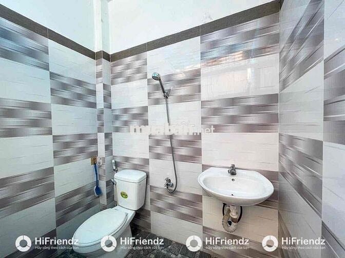 STUDIO TẦNG TRỆT CÓ SÂN VƯỜN FULL NỘI THẤT NGAY GẦN ĐẦM SEN