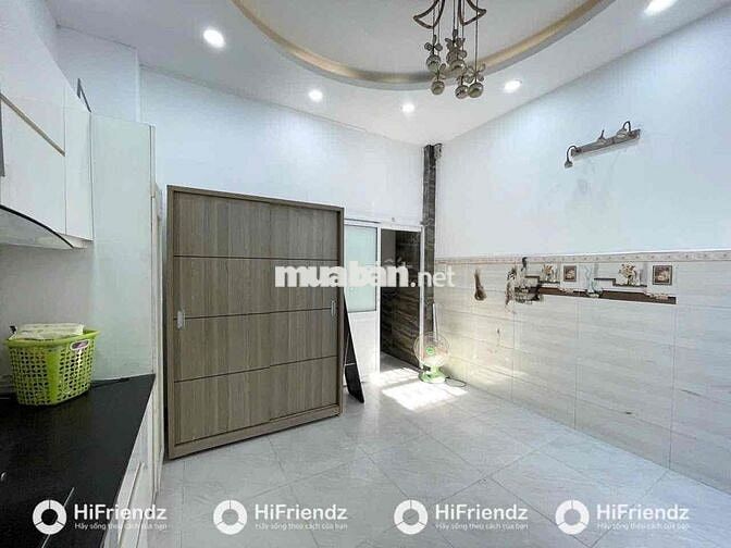 STUDIO TẦNG TRỆT CÓ SÂN VƯỜN FULL NỘI THẤT NGAY GẦN ĐẦM SEN