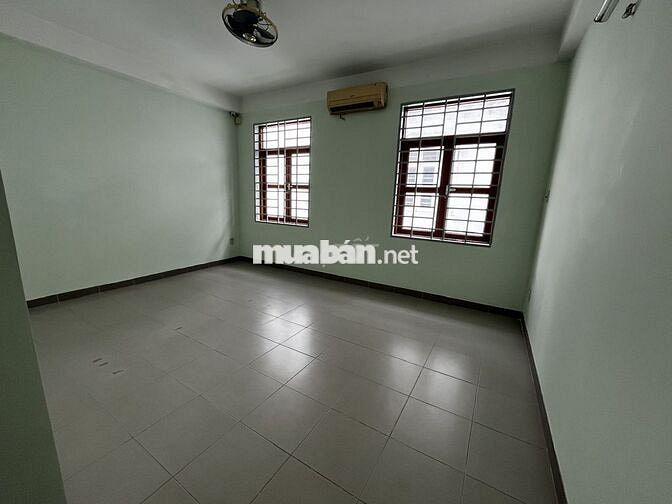 Nhà mặt tiền 150m2, 4 lầu, 5 phòng ngủ, Võ Thị Nhờ, KDC Nam Long, Q7
