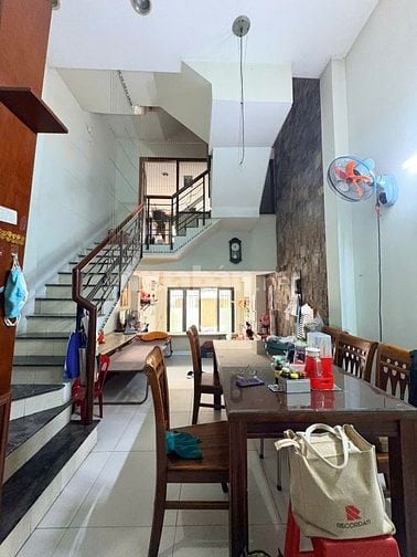 Giảm sâu gấp bán, ngay đường 100 Bình Thới Quận 11 - 5 tầng ST, hẻm 6m