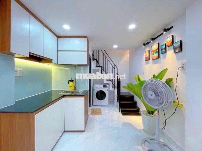 VỢ CHỒNG TRẺ ĐI ĐỊNH CƯ NƯỚC NGOÀI CẦN BÁN GẤP NHÀ